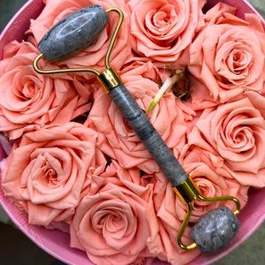 Gray Jasper crystal facial roller
